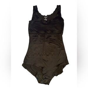 UnderWhere? Luxury Black Body Shaper Bodysuit | Size Medium | NWOT